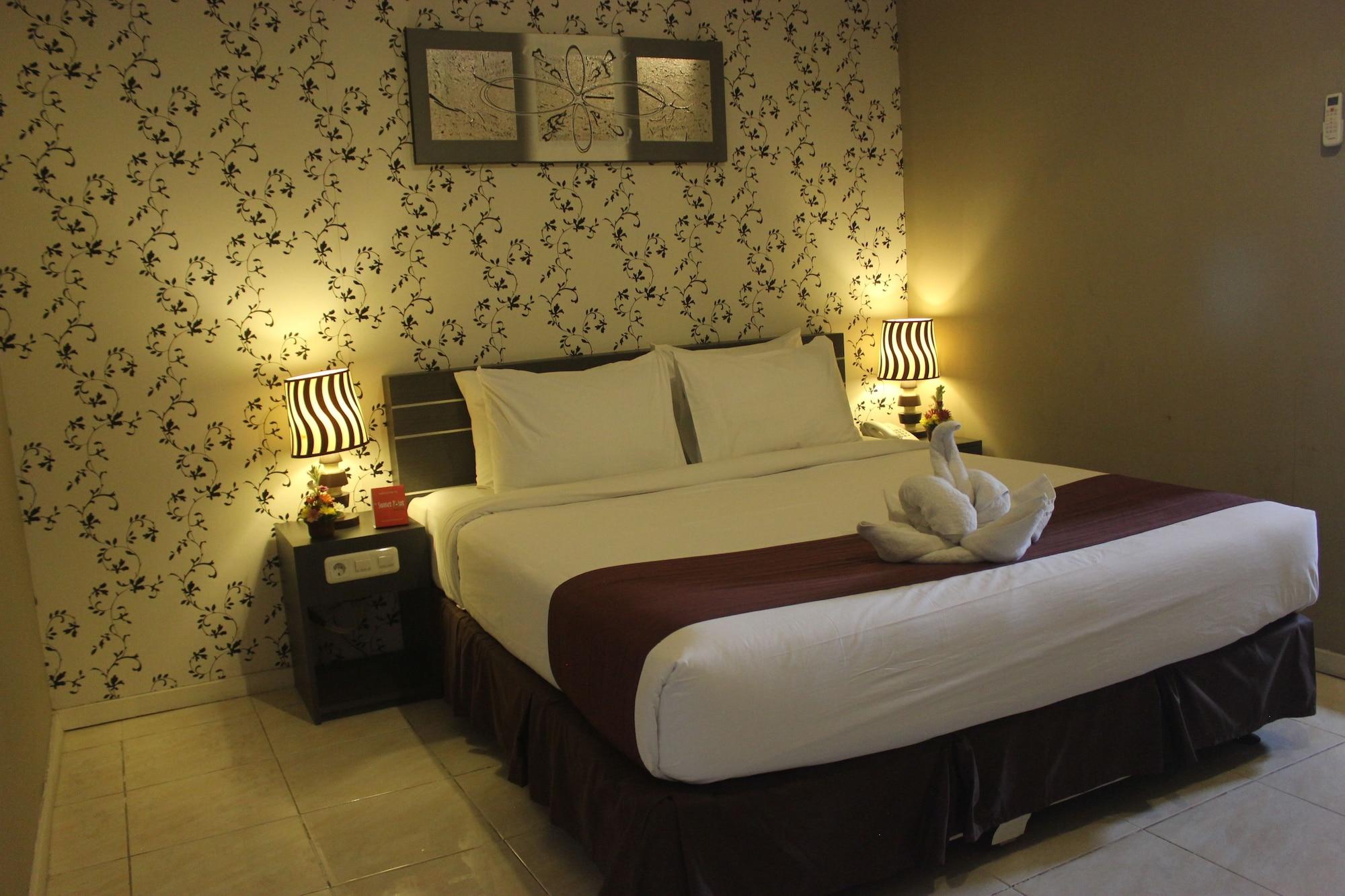Hotel Reddoorz @ Sunset Point Seminyak Exterior foto